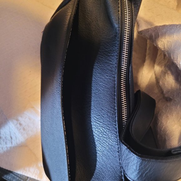 Conceal Weapon Hobo Handbag - Picture 3 of 7